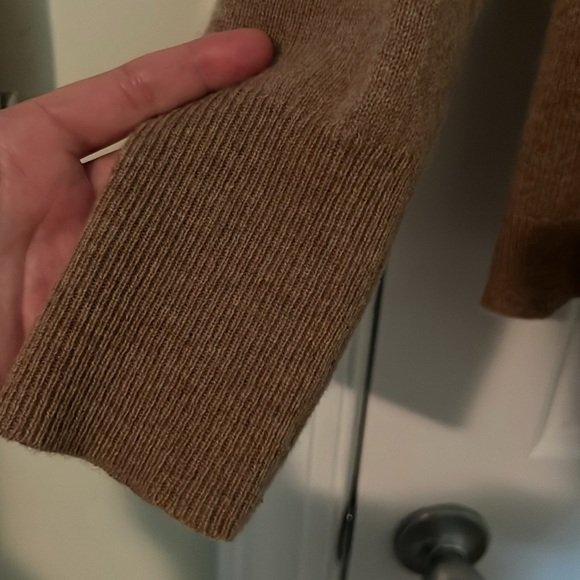 White & Warren cashmere turtleneck in camel - Picture 4 of 5